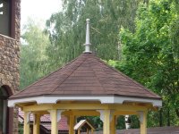Крыша со шпилем восьмигранной беседки